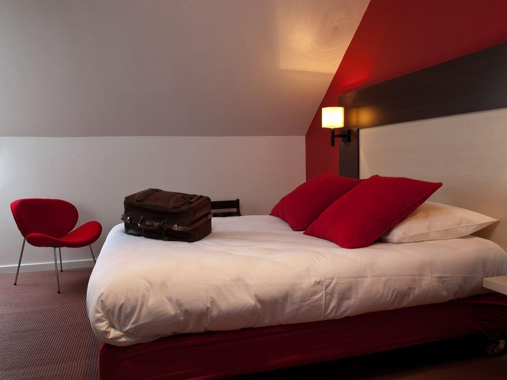 Kyriad Rouen Nord - Mont Saint Aignan Bagian luar foto