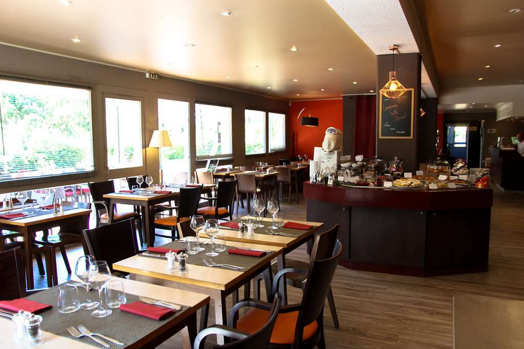 Kyriad Rouen Nord - Mont Saint Aignan Restoran foto